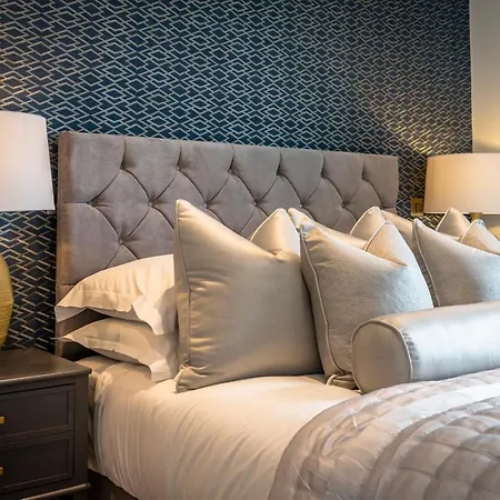 Waterside Retreat @ Ryedale House Apartment