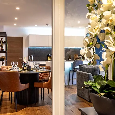 Waterside Retreat @ Ryedale House * York