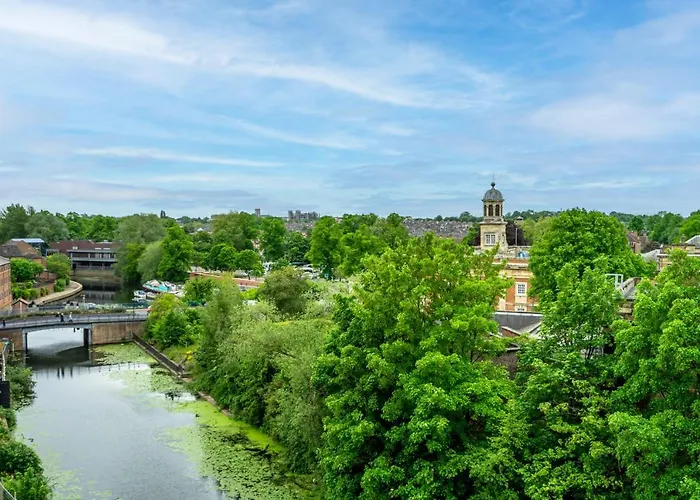 Waterside Retreat @ Ryedale House 约克