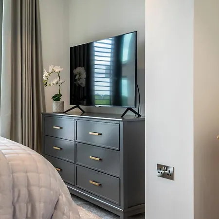 Daire Waterside Retreat @ Ryedale House