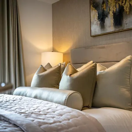 Waterside Retreat @ Ryedale House York